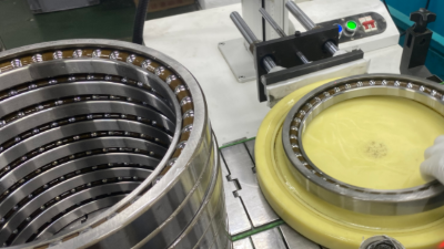 銑床軸承常見(jiàn)故障有哪些？產(chǎn)生原因是什么？